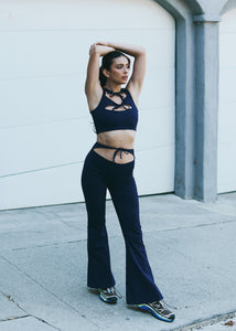 Bow Flare Legging