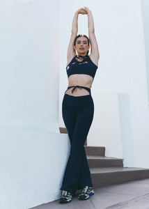 Bow Flare Legging